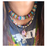 Collar con cuentas de serpiente cascabel