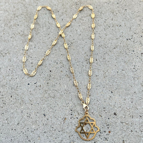 Magen David in Hamsa Vintage Style Filigree Chain Necklace