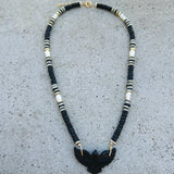 Collar de fénix de ónix negro y perlas