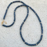 Collar largo de cuentas Heishi de iolita