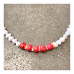 Collar de cuentas personalizado de perlas y rosas fuertes